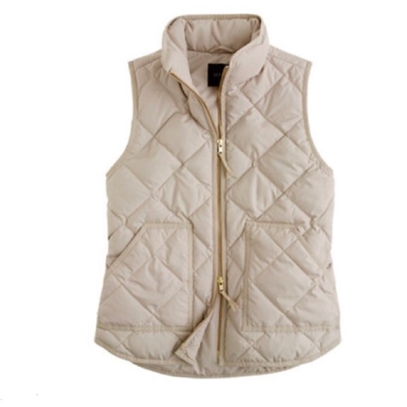 J. Crew Jackets & Blazers - J.Crew Women’s Quilted Vest in Cream